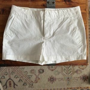 Gap white shorts. NWT. 3 inch inseam